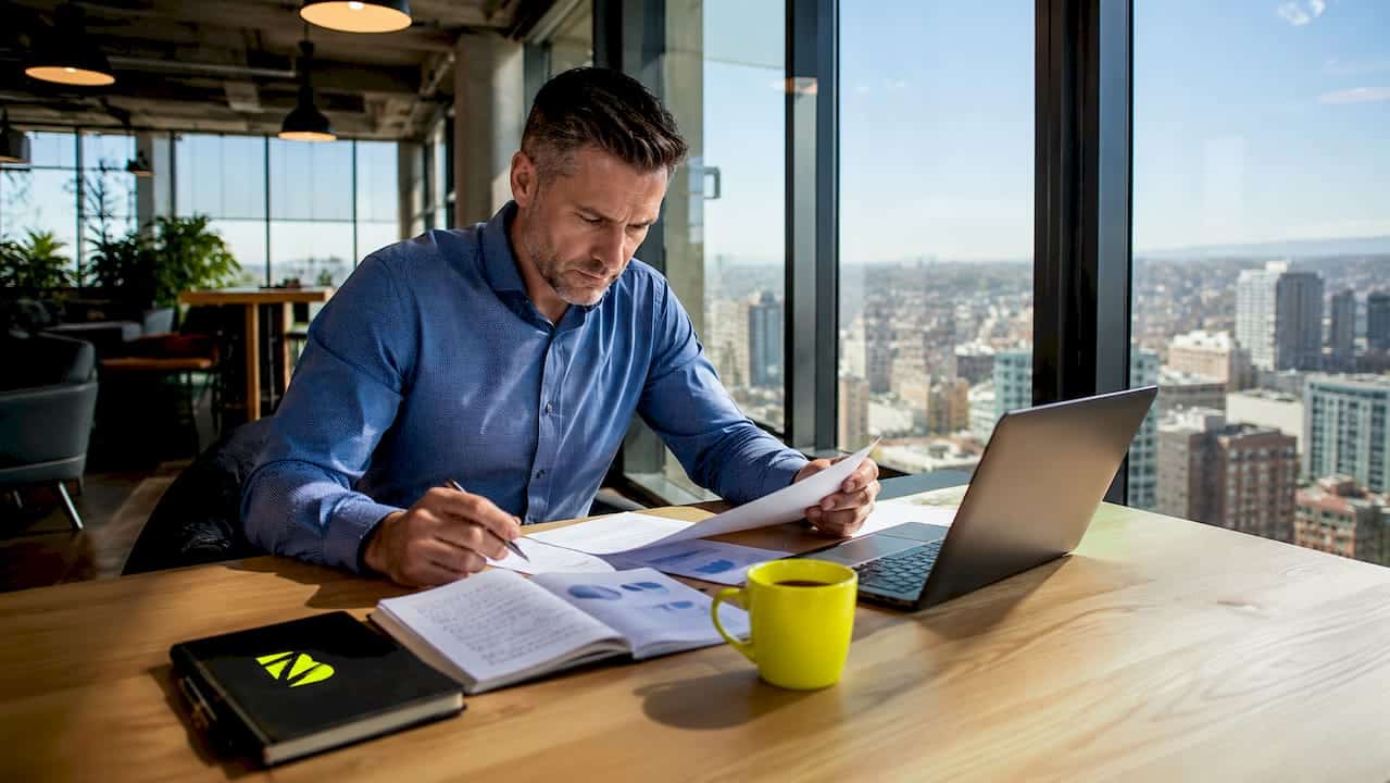Expert en accompagnement des dirigeants pour la transformation digitale et la gestion documentaire