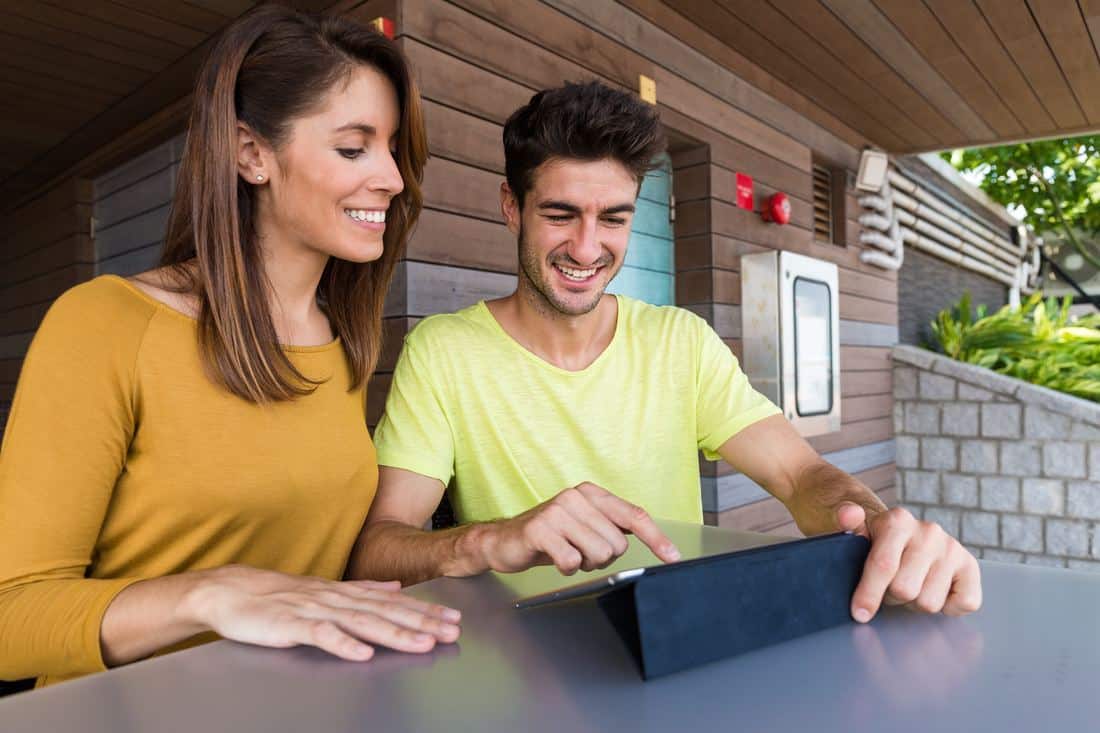 Autoconsommation ou revente totale : que choisir ?
